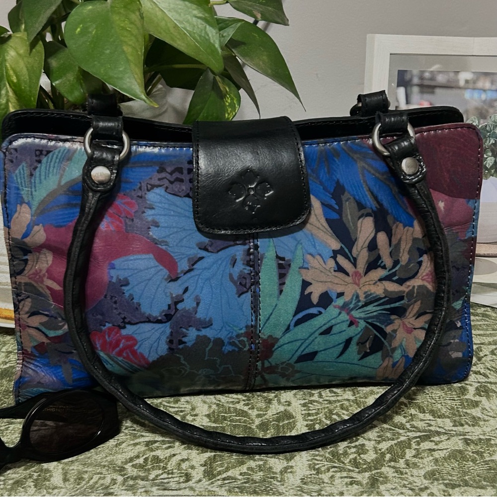 PATRICIA NASH “Rienzo” Satchel in the Blue Forest print. Style P357179